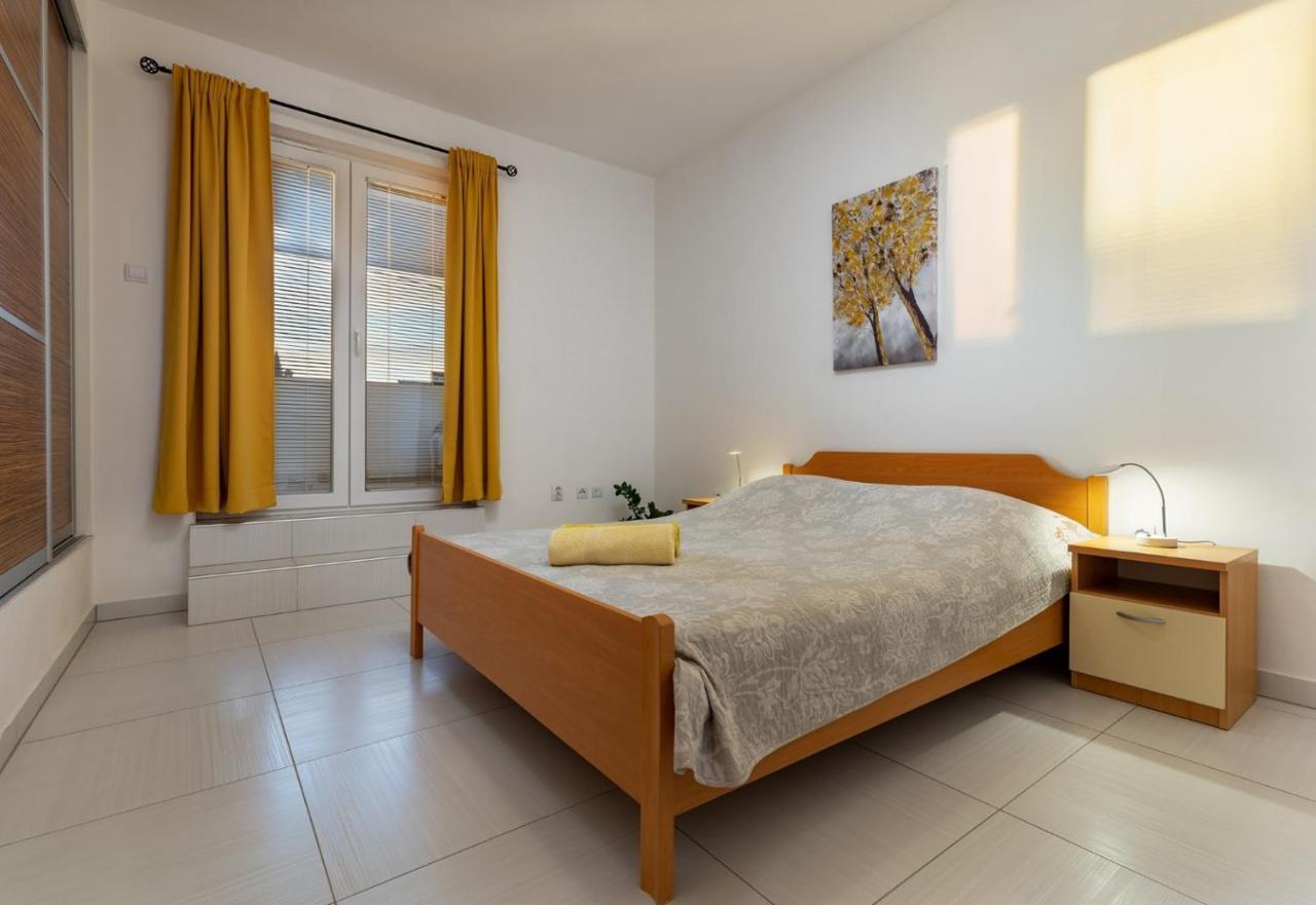 Comfort Apartments With Pool In Medulin (Adults Only) Exterior foto